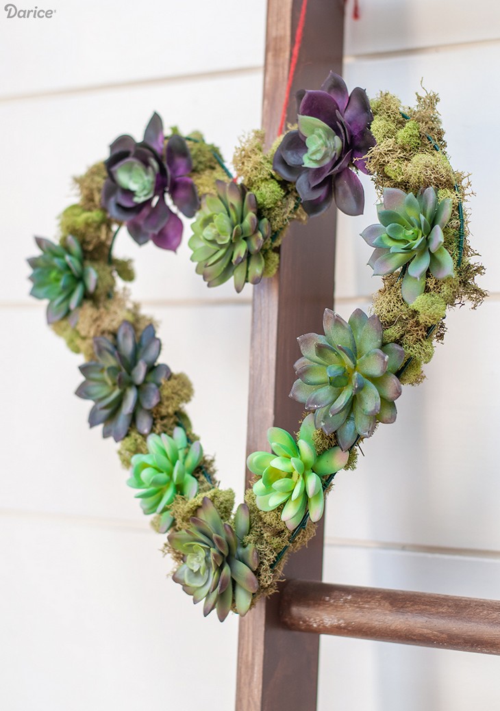 DIY Heart Succulent Wreath