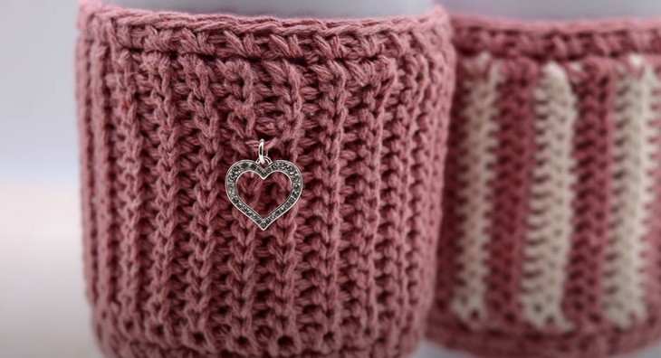 Hint Of Love Cup Cozy Crochet Pattern