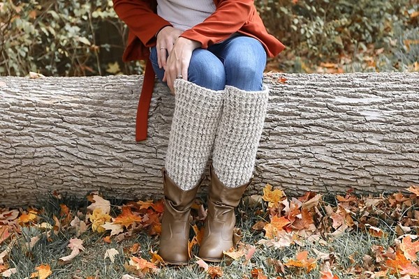 Ribbed Crochet Leg Warmers Pattern