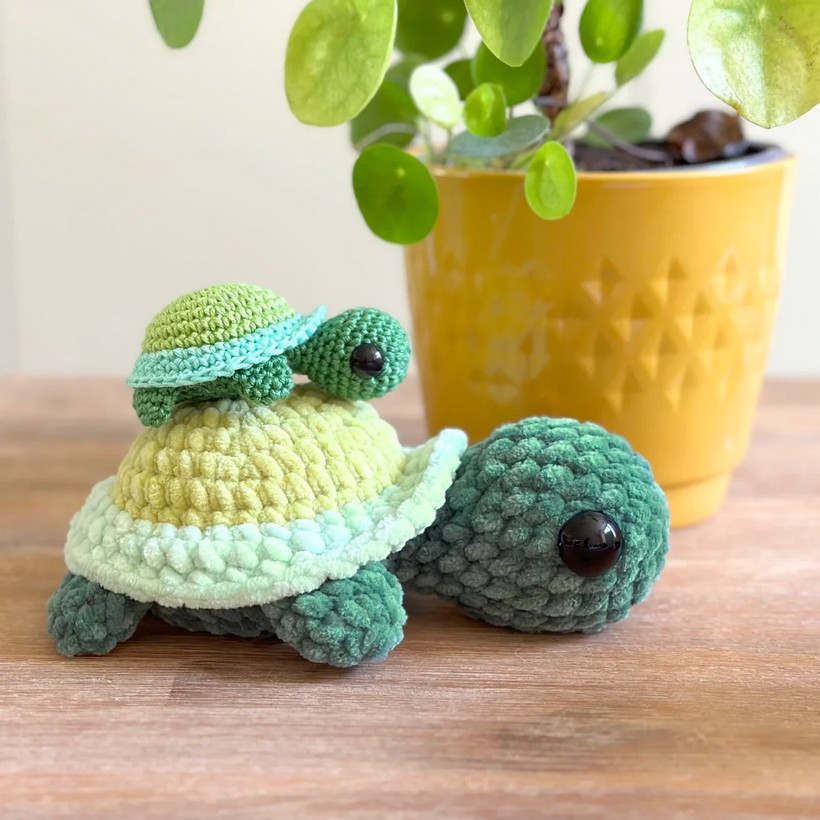 Mini tortoise Amigurumi