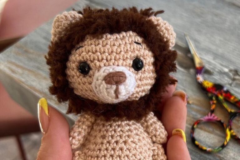 Crochet Lion Keychain Pattern