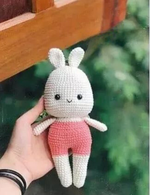 Crochet Little Bunny Pattern (1)