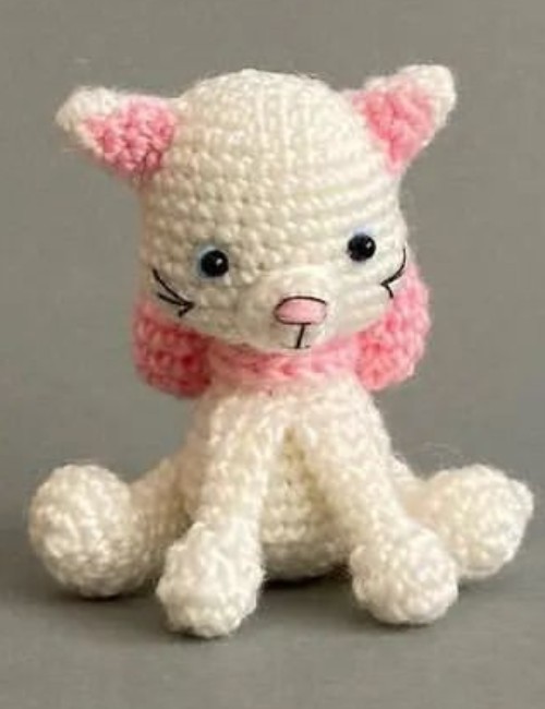 Crochet Little White Kitty Pattern (2)