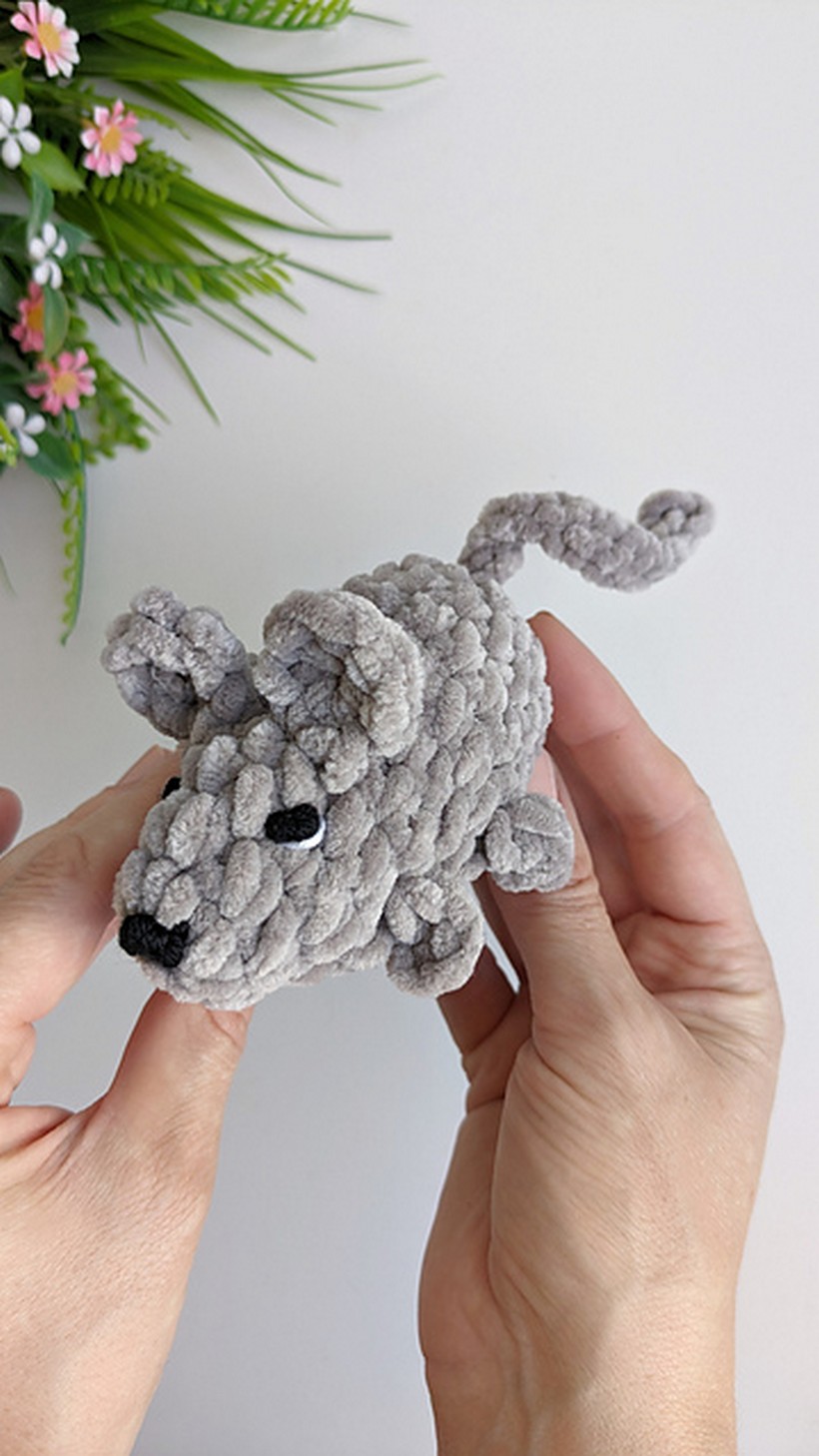 Crochet Mouse Amigurumi Pattern 