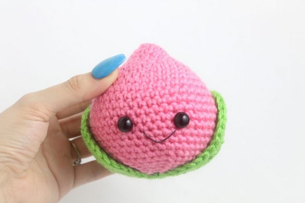 Crochet Peach Amigurumi Food Pattern