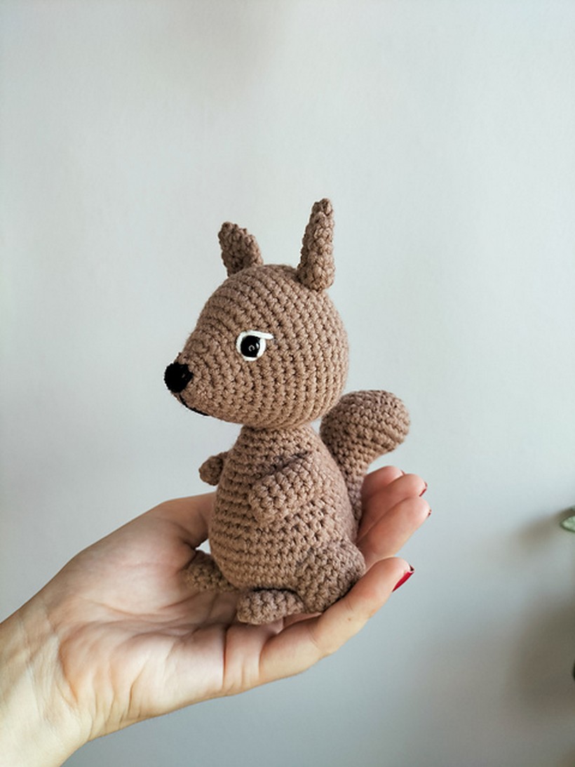 Crochet Peanut Squirrel Amigurumi Pattern