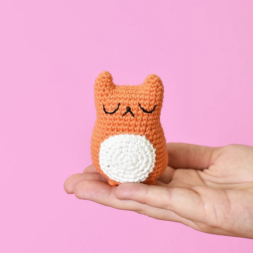 Crochet Tiny Cat Amigurumi Pattern