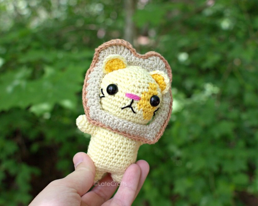 Crochet Toast Kitty Pattern