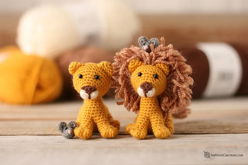 Kindly Lion And Mouse