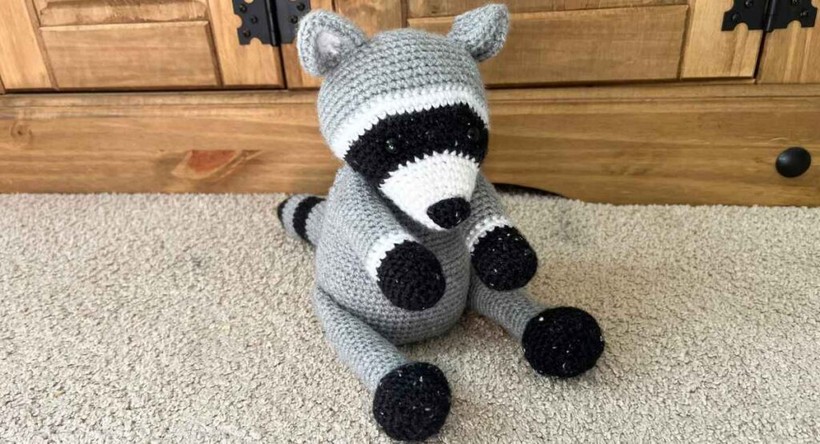 Simple Crochet Raccoon Pattern