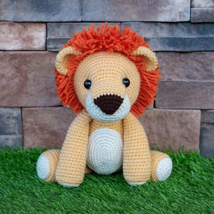 the Lion Free Amigurumi Pattern