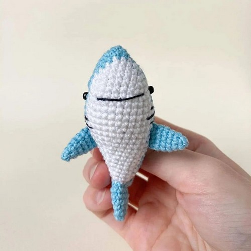 Crochet Baby Shark Pattern 4