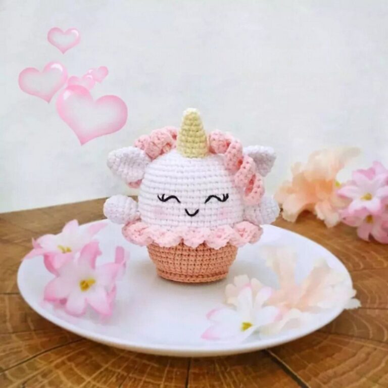 Crochet Unicorn Cupcake Free Pattern