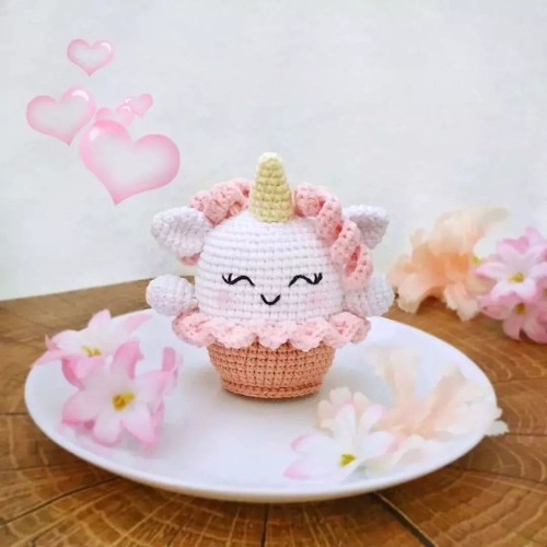 Crochet Unicorn Cupcake Pattern