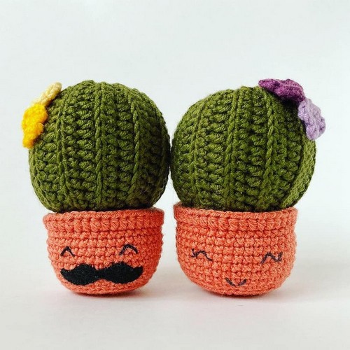Crochet Cactus Keychain Amigurumi Pattern