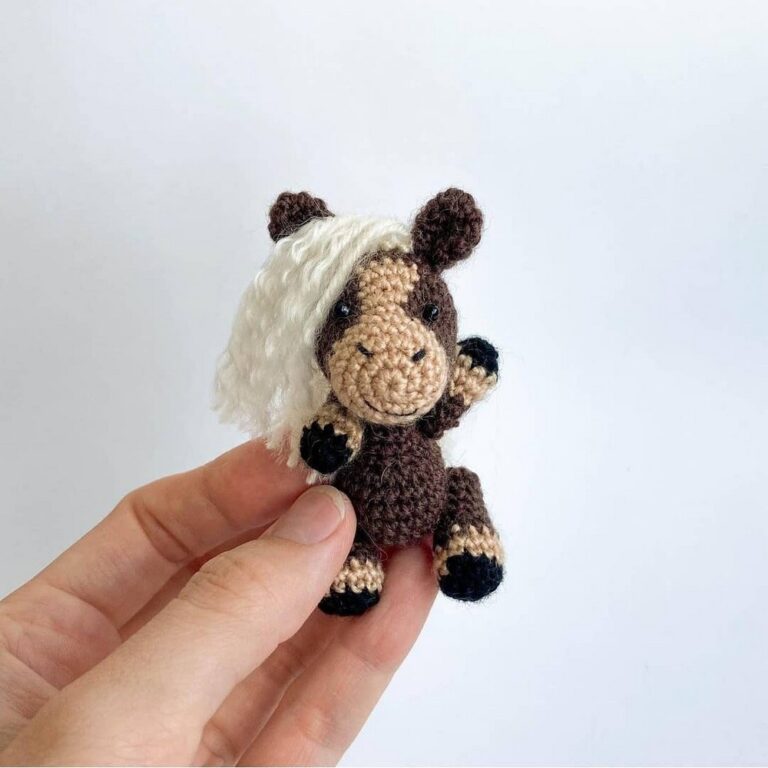 Crochet Horse Amigurumi Pattern