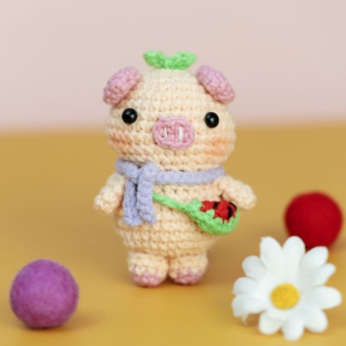 Crochet Mini Piggy Amigurumi Pattern