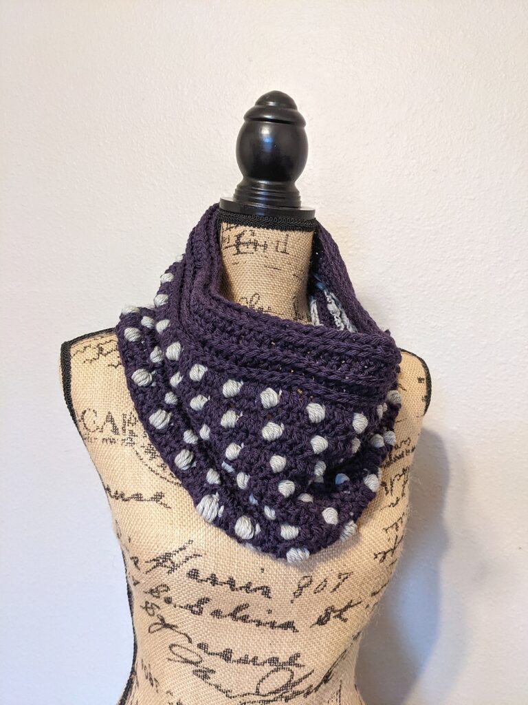 Crochet Polka Dot Puffs Cowl Pattern