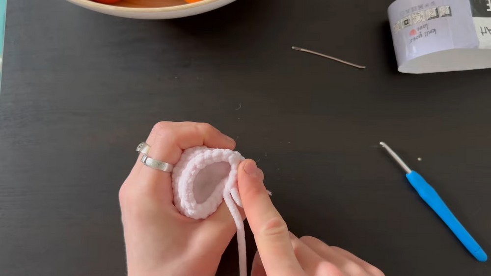 Cute Crochet Easter Bunny Amigurumi step 4