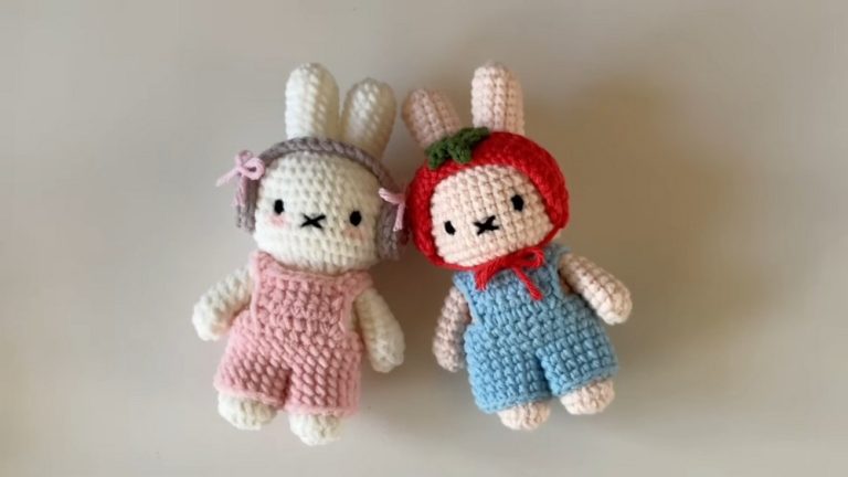 Crochet Cute Bunny In Overalls And Headphones Pattern