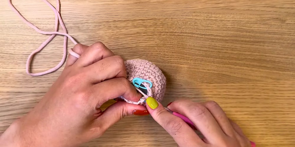 Crochet Amigurumi Bat Ornament step 3