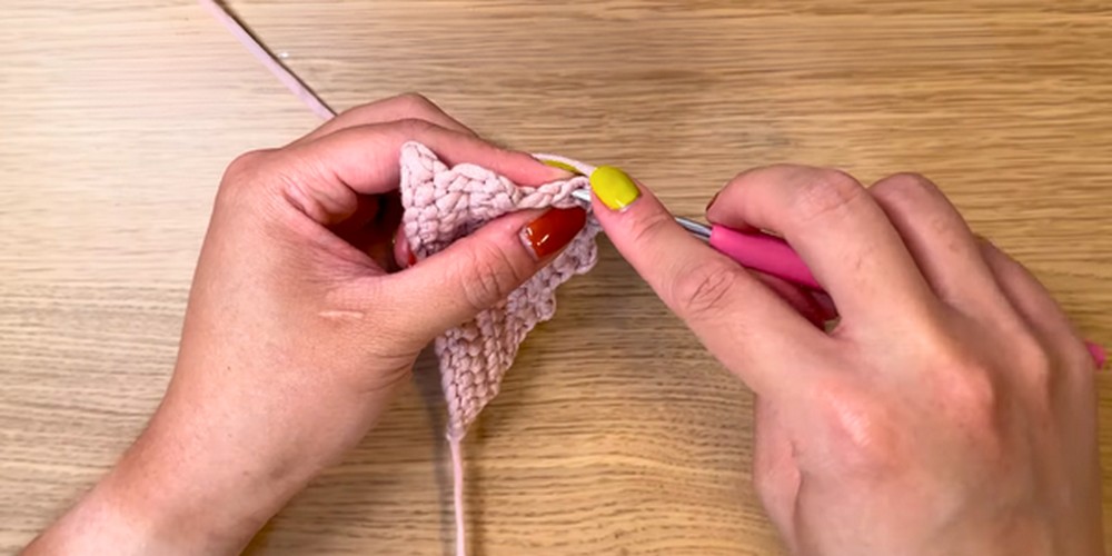 Crochet Amigurumi Bat Ornament step 4