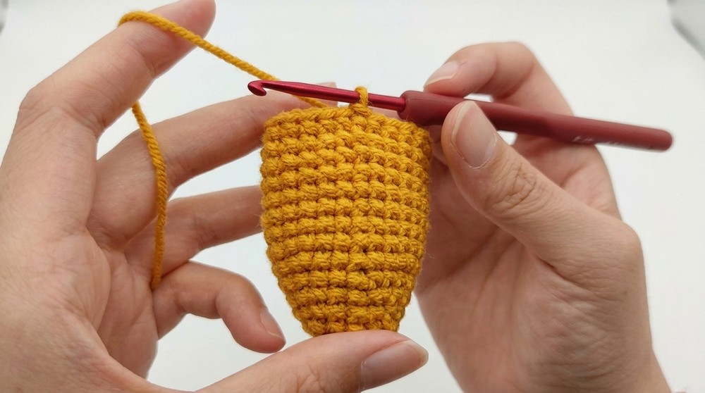 Crochet Amigurumi Corn Keychain Pattern Free 4