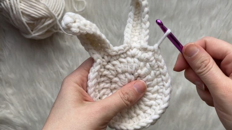Crochet Bunny Coaster For Easter step 6