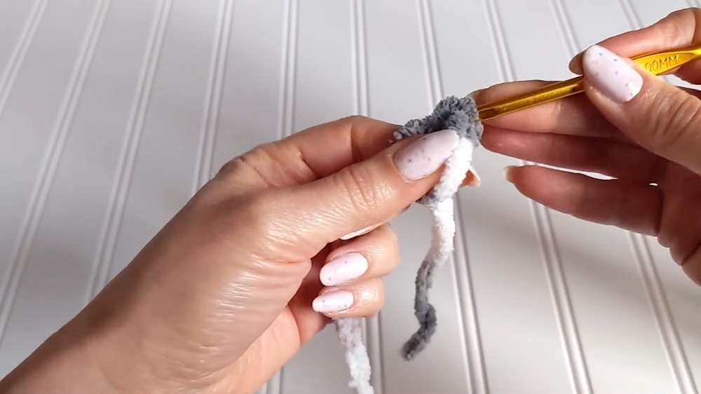 Crochet Chicken Amigurumi step 1