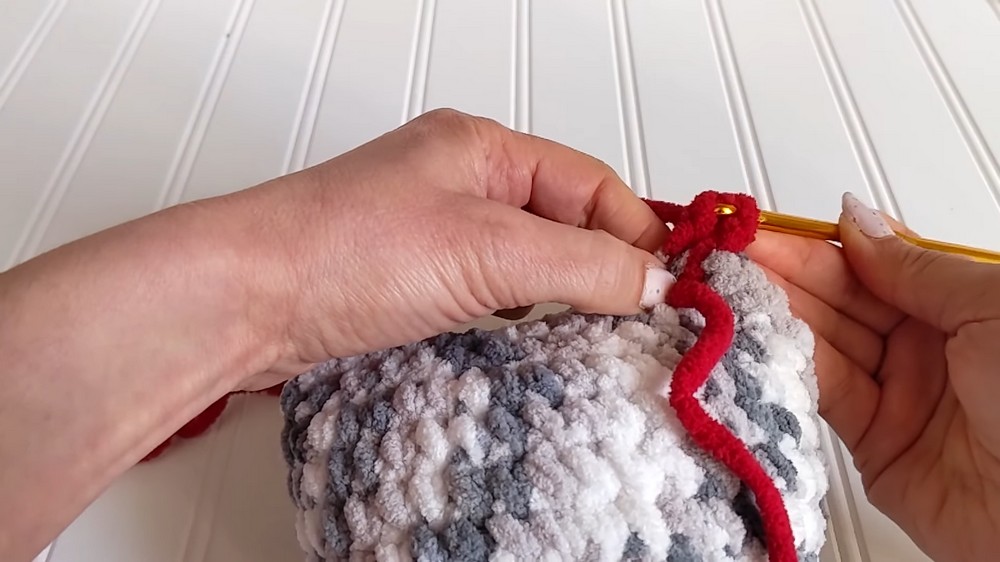 Crochet Chicken Amigurumi step 4