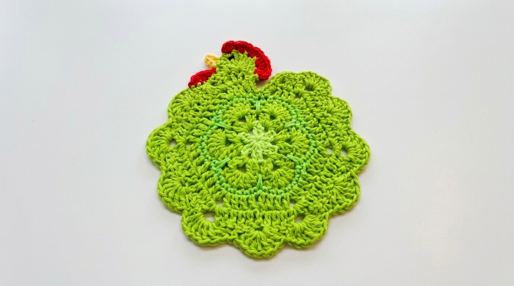 Crochet Chicken Potholder Pattern For Seasonal Gifts