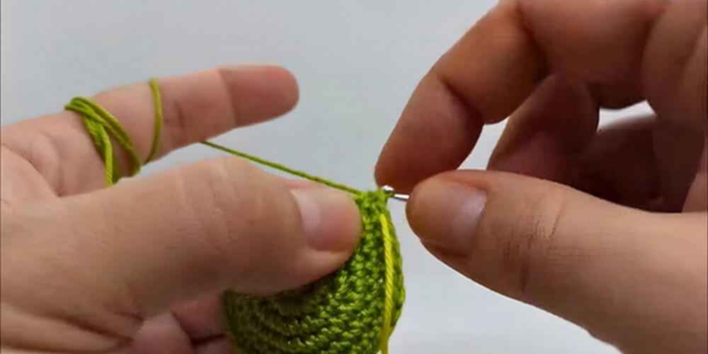 Crochet Easter Bunny Egg step 2