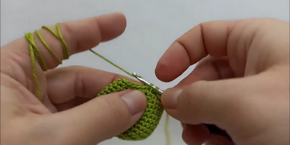 Crochet Easter Bunny Egg step 3