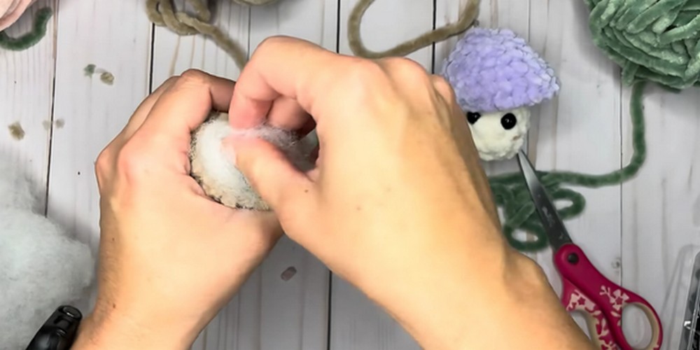 Crochet Kawaii Mushroom Popper step 4