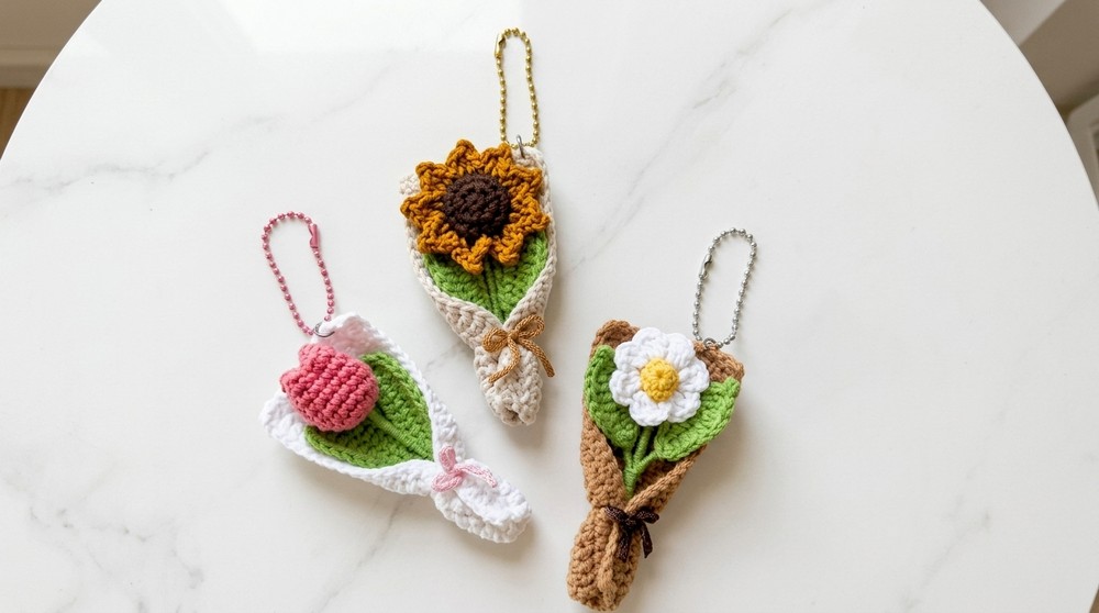 Crochet Mini Flower Bouquet Keychain For Spring Gifts