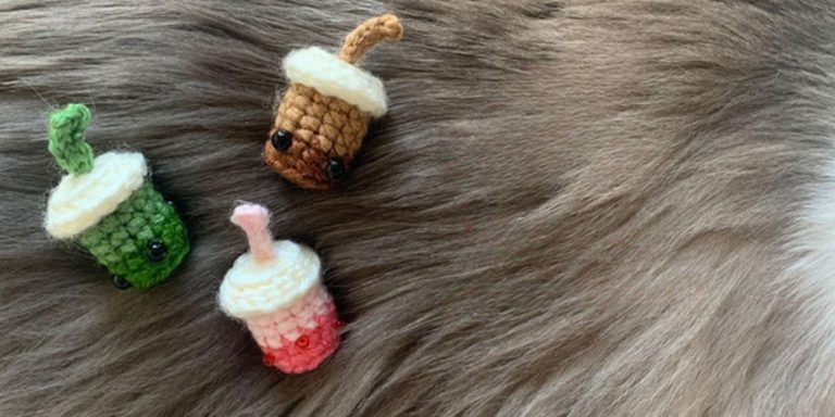 Crochet Mini Milk Tea Keychain step 6