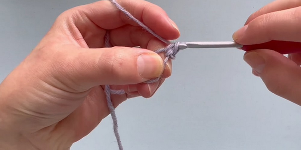 Crochet Mini amigurumi octopus step 1