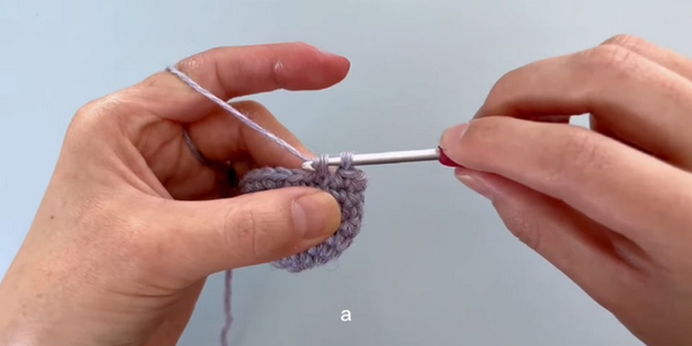 Crochet Mini amigurumi octopus step 2