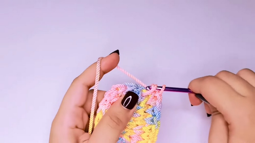 Crochet Miniature Backpack step 4