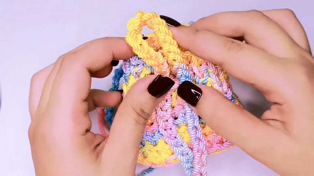Crochet Miniature Backpack step 5