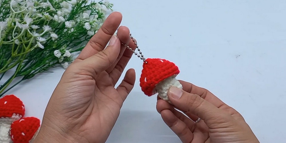 Crochet Mushroom Pop step 6