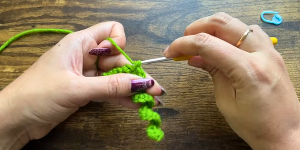 Crochet Pumpkin step 4