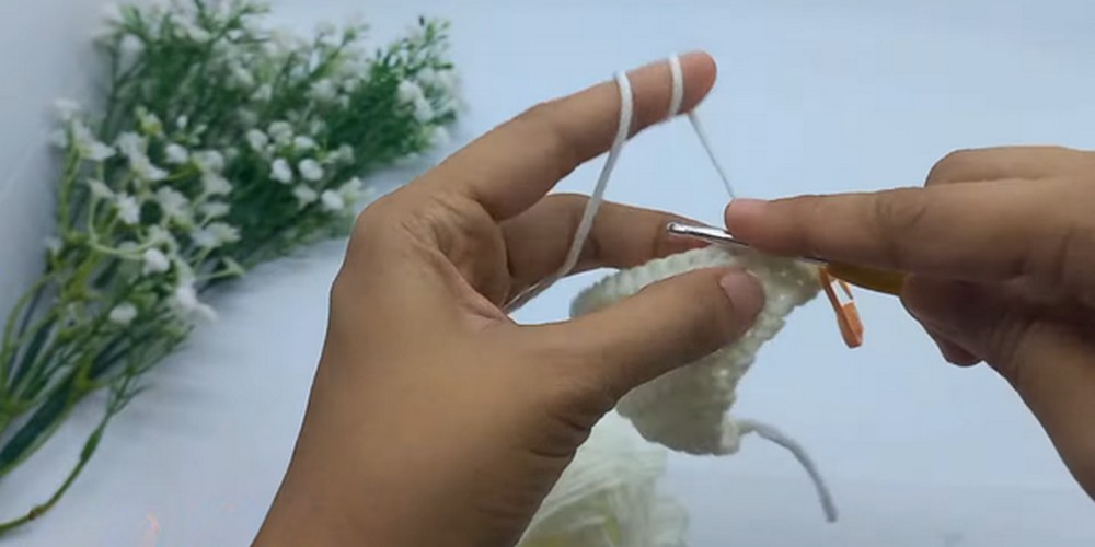 Crochet Squishy Stingray  step 3