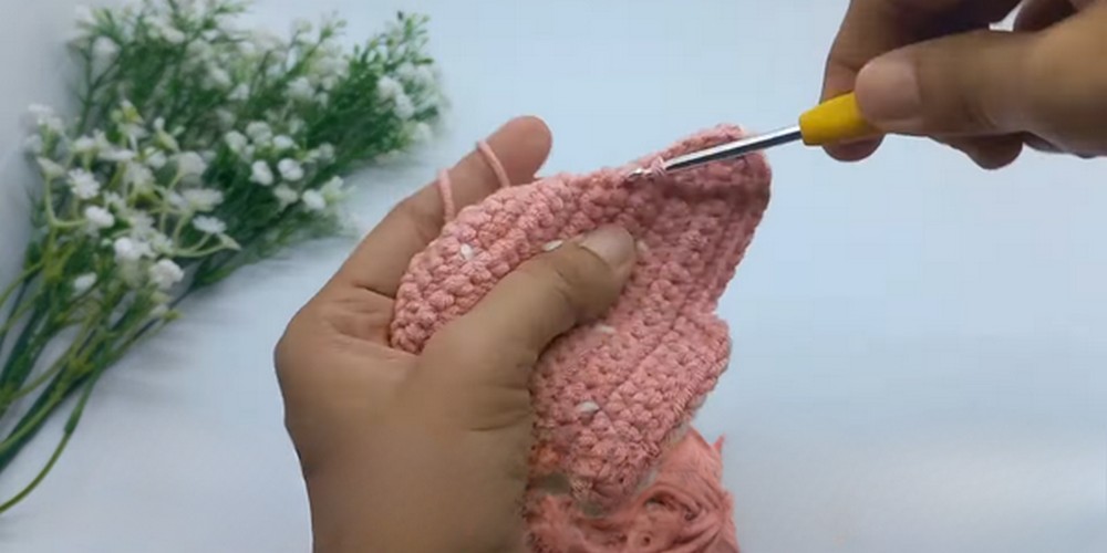 Crochet Squishy Stingray  step 6