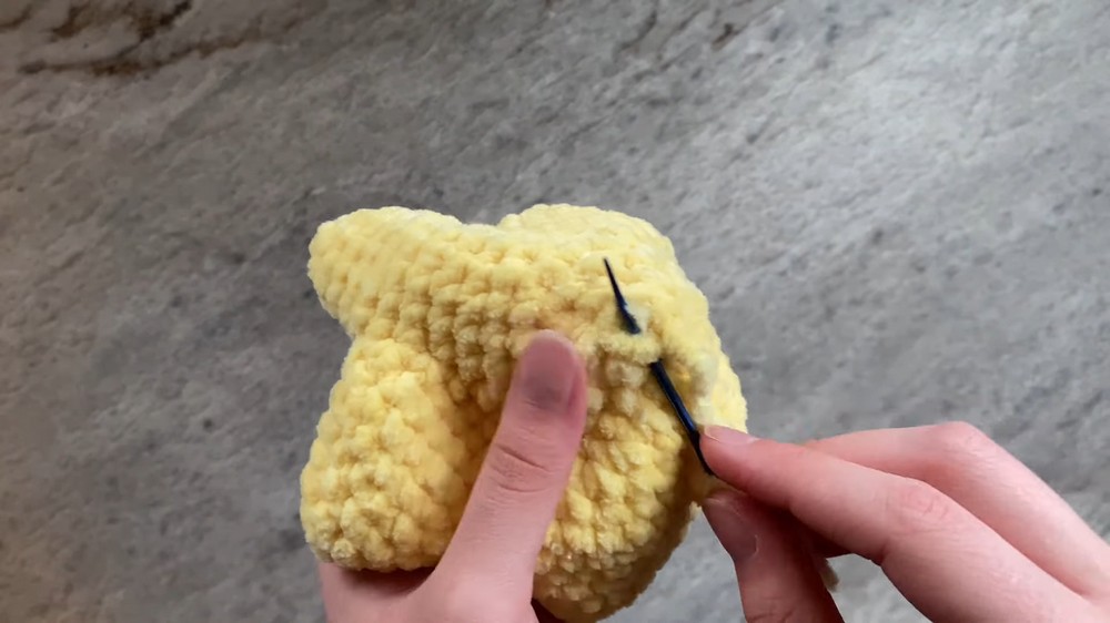 Crochet Star Amigurumi step 5