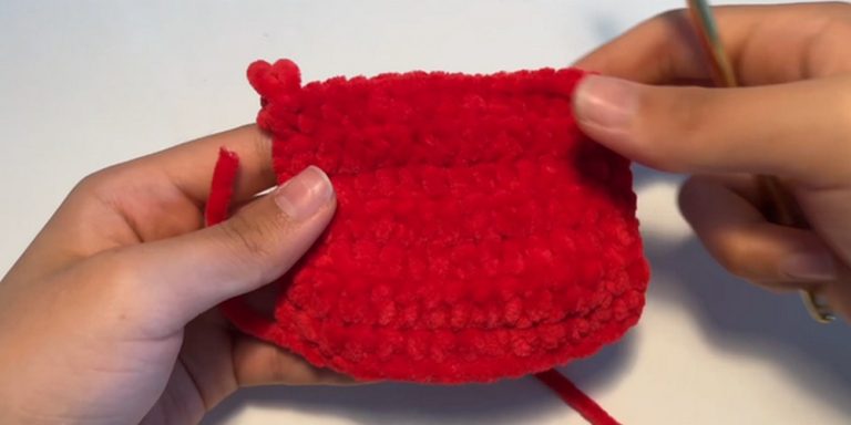 Crochet Sushi step 4