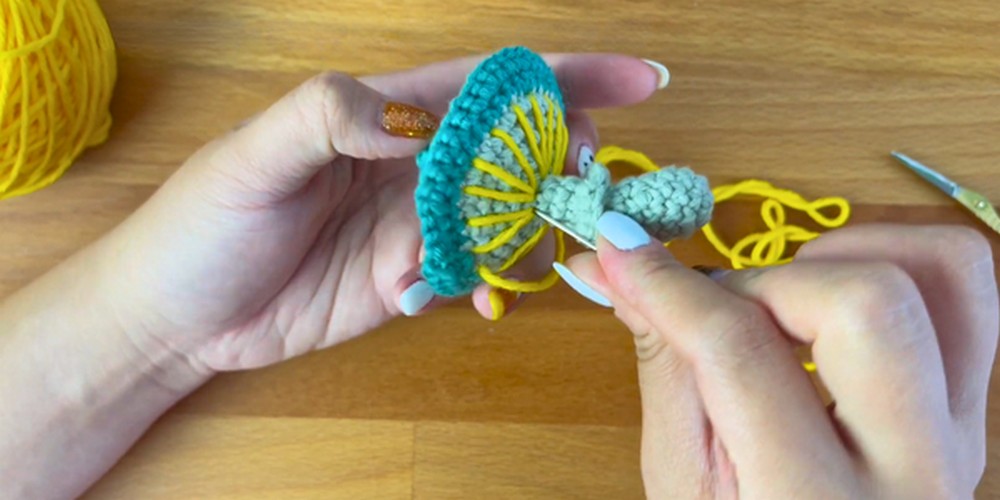 Crochet Toadstool Mushroom Halloween Ornament step 5