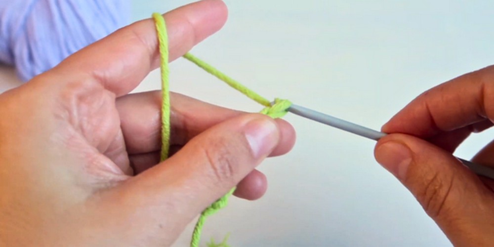 Super Easy Crochet Bunny Amigurumi step 1