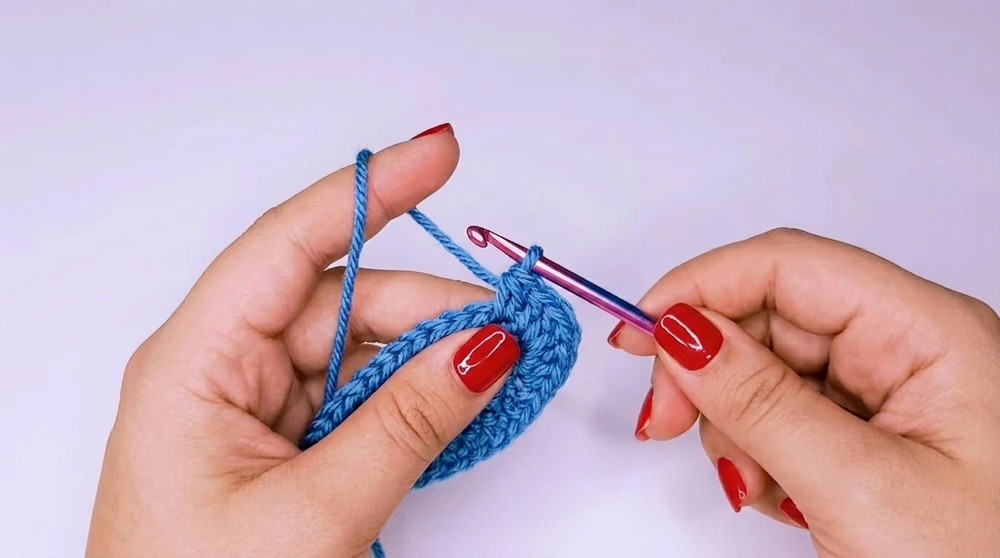 Wow! A Super Easy Crochet Miniature Backpack How to Crochet a Mini Backpack Step by Step 4
