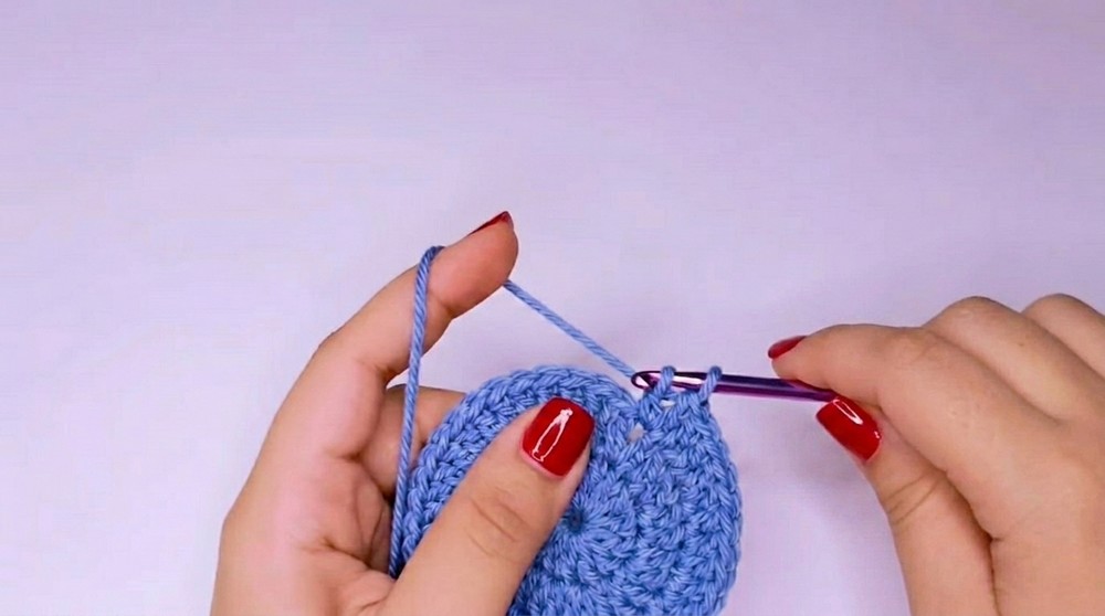 Wow! A Super Easy Crochet Miniature Backpack How to Crochet a Mini Backpack Step by Step 5